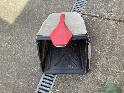 Mountfield grass box plug - mountfield, box/plug-in
