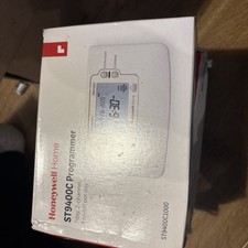 **NEW Honeywell ST9400C 7 Day
