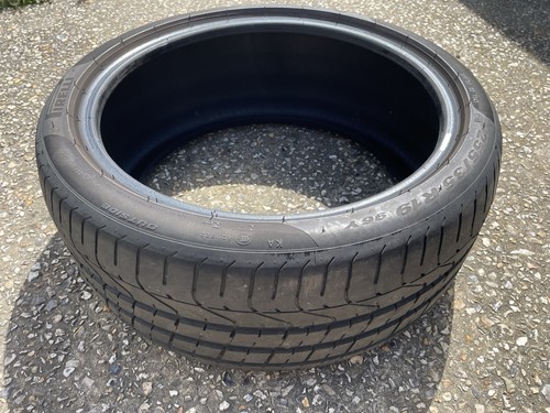 255 pirelli pzero - 255/35/19,