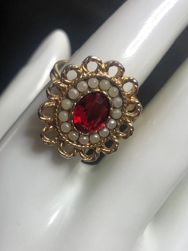 B0387 sarah coventry vintage - coventry,