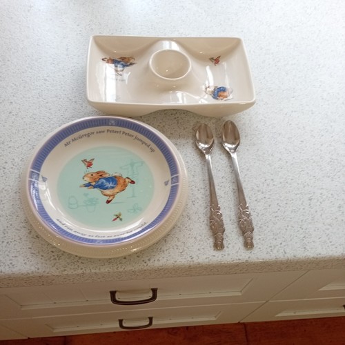 Peter rabbit wedgewood egg - peter,