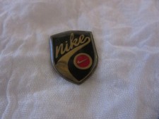 Nike vintage pin badge - marked and clasp broken off  (DK # 8)