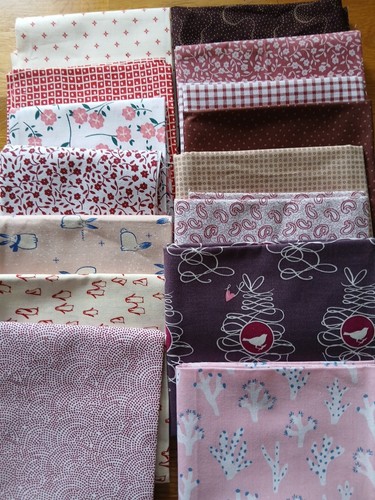 Fat quarter bundle pieces - quarter, 15