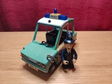 Postman Pat Pc Selby Police Car Large Scale 2006 with PC Selby Figure