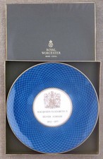 ROYAL WORCESTER “HM QUEEN