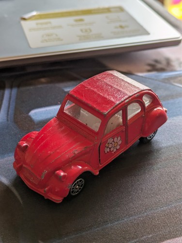 Corgi citroen 2cv6 red - corgi,
