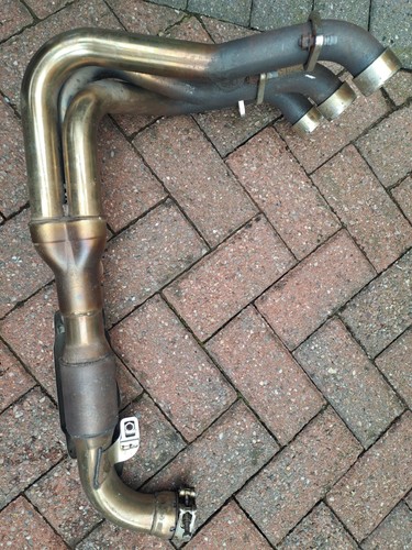 Genuine triumph street triple - genuine,