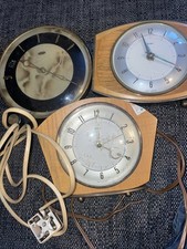 3 Metamec Clocks