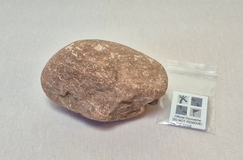 Small genuine red - , rock