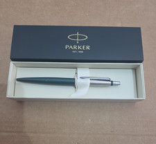 Parker Jotter XL Ballpoint Pen | Greenwich Matte Green with Chrome Trim | Mediu