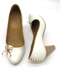J SHOES Size EU 38 UK 5 Ivory Leather Court Shoes with Bow Detail. Pre Loved