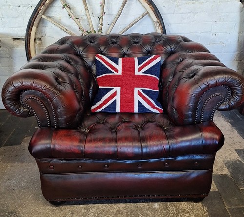 1980s pegasus chesterfield - 1980s,
