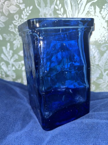 Square shaped blue glass vase - square,