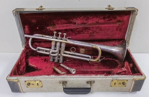 1928 conn 22b - conn, new