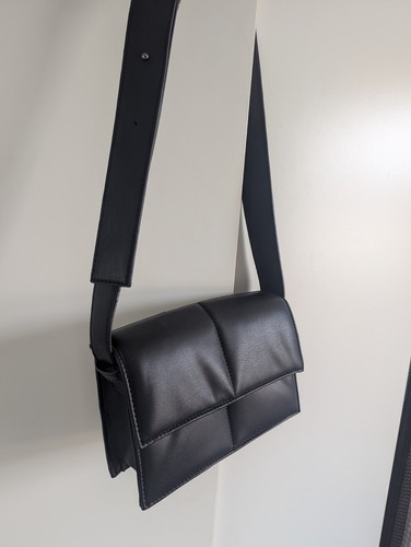 Zara black cross body bag - body,