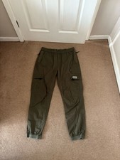 Men’s Khaki Green Yelir