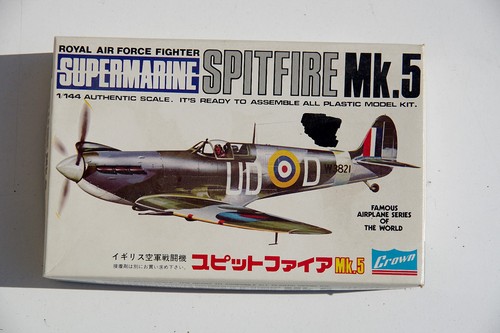 Crown supermarine spitfire mk5 - spitfire,