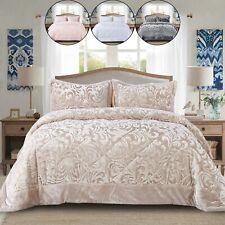 Quilted Velvet Bedspread 3