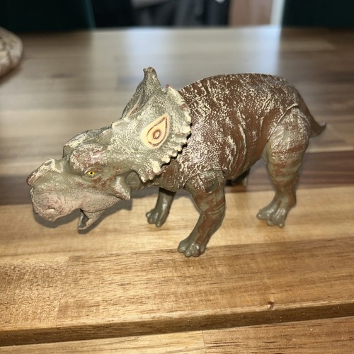 Scowler walking with dinosaurs - scowler,
