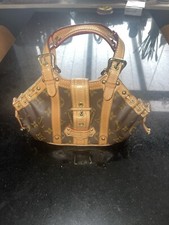 louis vuitton genuine womens Hand bag genuine with original receipt