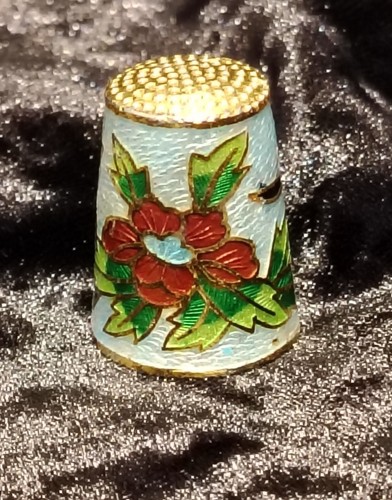 Enameled metal thimble - thimble, a