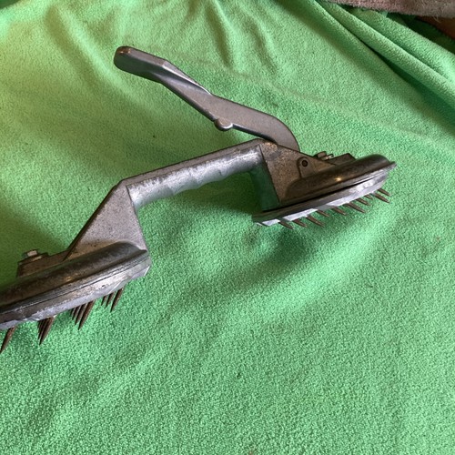 Carpet gripper claw - carpet,