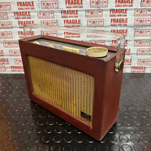 His masters voice - his,