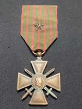 T3*/25 (REF27746) Military Medal War Cross 1914 1917 WW1 French Medal