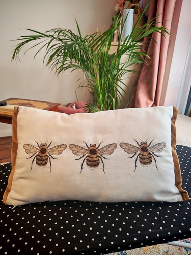 Dunelm bee embroidered - dunelm,
