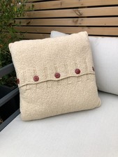 NEW hand made knitted pale