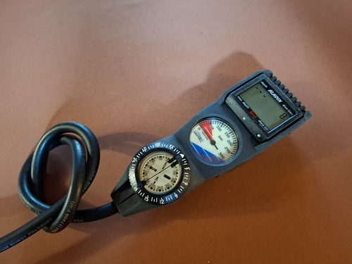 Uwatec triple scuba console - ,