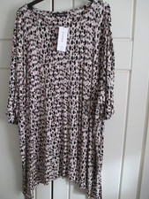 EVANS PINK MIX STRETCH TOP SIZE 18 BNWT