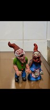 2x Miniture Zombie Figurines