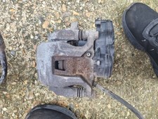 MITSUBISHI OUTLANDER BRAKE CALIPER REAR LEFT 2.4L PHEV CVT HYBRID SUV 2019