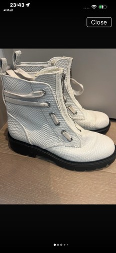 Ugg women boots - ugg,