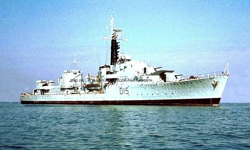 Royal navy class destroyer - royal,