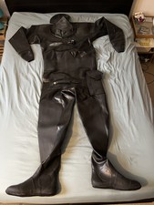 GATES HUNTER All Black PRO-AM 1050 Rubber Diving Drysuit USED gay interest SME