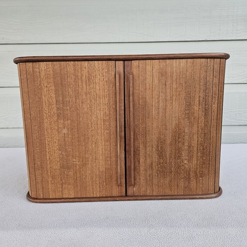 Teak tech tambour door wall - tambour,
