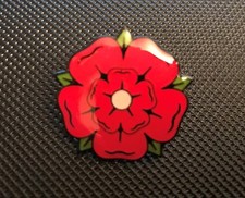 LANCASHIRE ROSE ENAMEL PIN BADGE GIFT  (PB28) BIGGER THAN OTHERS