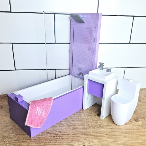 Rainbow high bathroom - high,