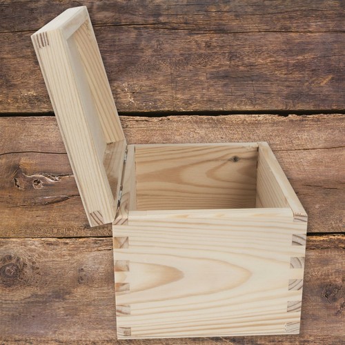 Small rectangular wooden box - rectangular,