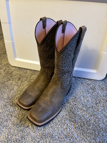 Ariat women square toe - square,