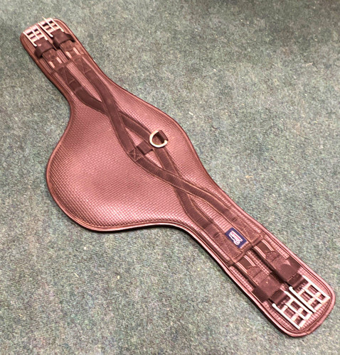 Shires stud guard girth