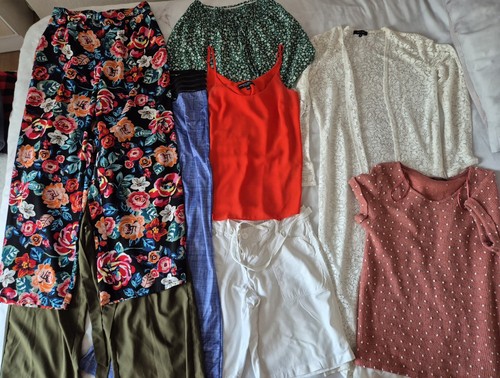 Ladies clothes bundle size - ladies,