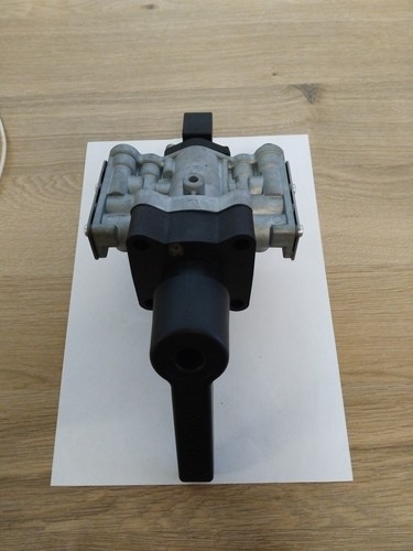 Haldex raise lower valve - raise,