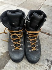 Scarpa Manta Mountaineering Boots Size EU43