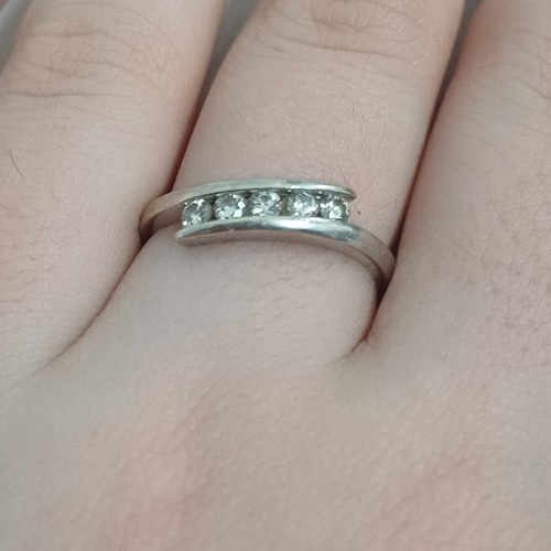 White 9ct gold - gold, carat