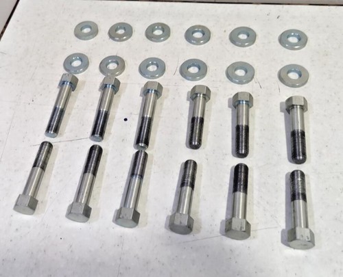 Cylinder head bolt set - head, of