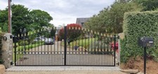 Popular wrought iron driveway