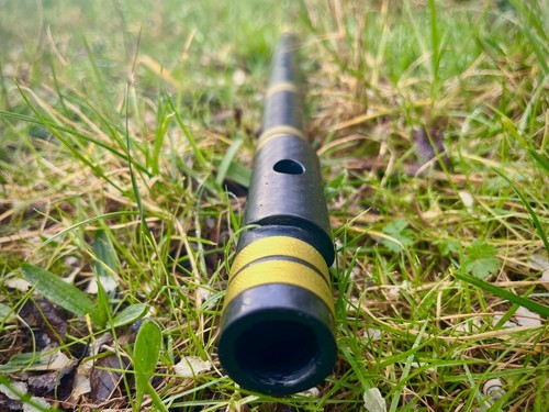 Bansuri low d flute - /,